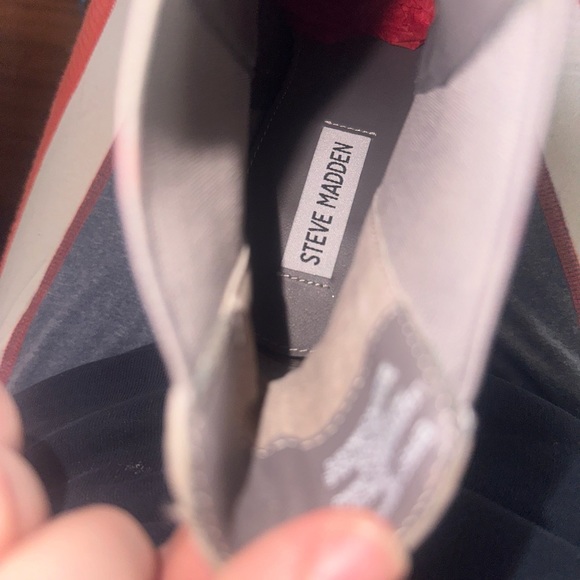 Steve Madden suede booties that were worn twice around the city. Basically new! - Picture 5 of 5